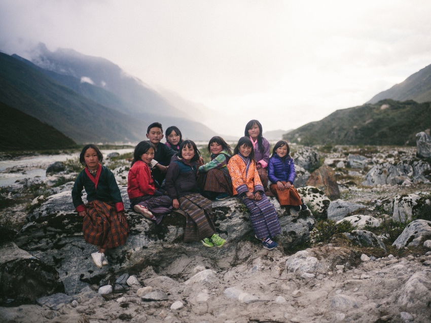Lunana: A Yak in the Classroom