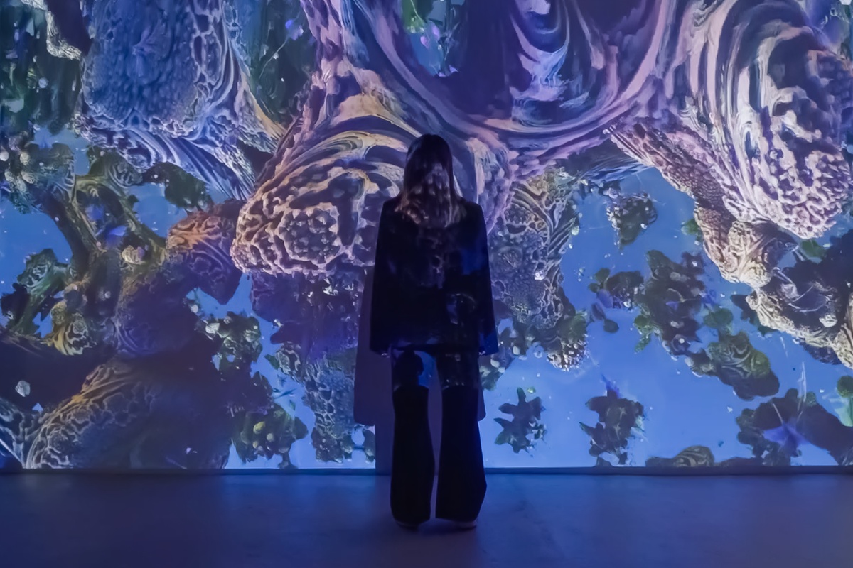 Lose yourself in an immersive sci-fi experience by globally-renowned digital artists