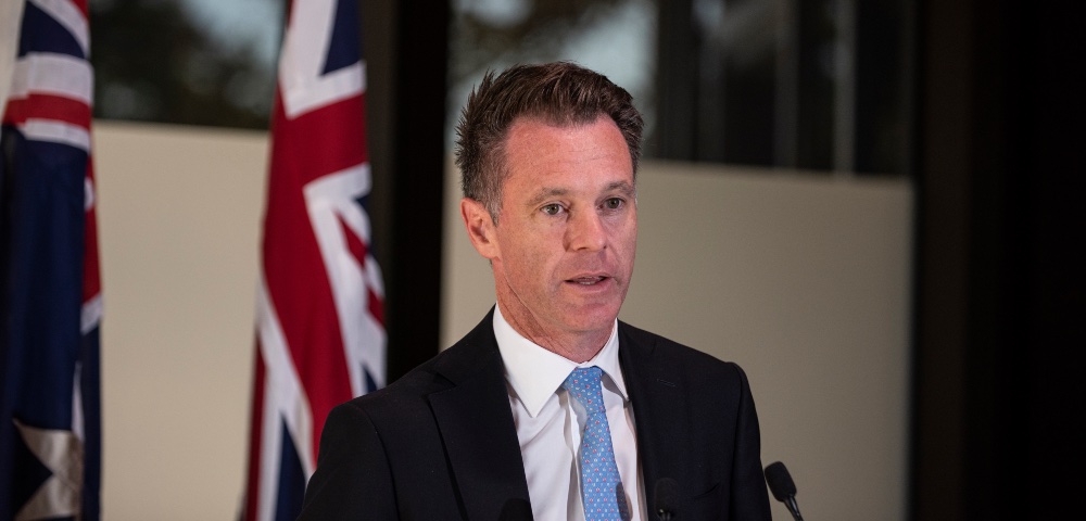 NSW Premier Chris Minns calls for bipartisan support to block Mark Latham’s powers