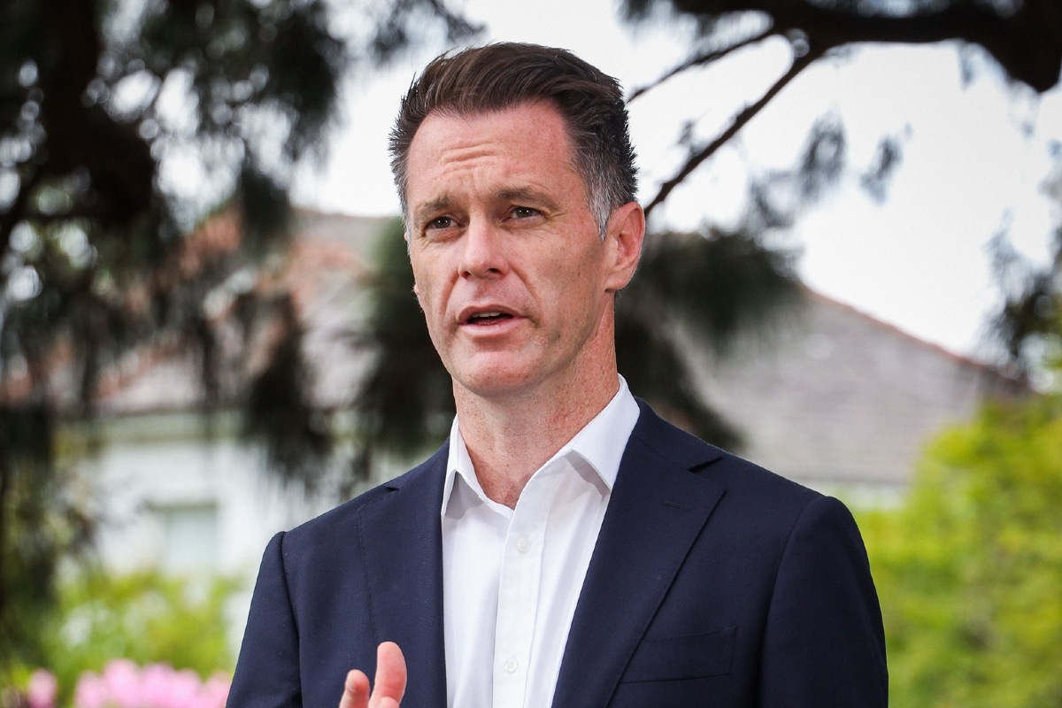 Mobile phones banned across NSW high schools