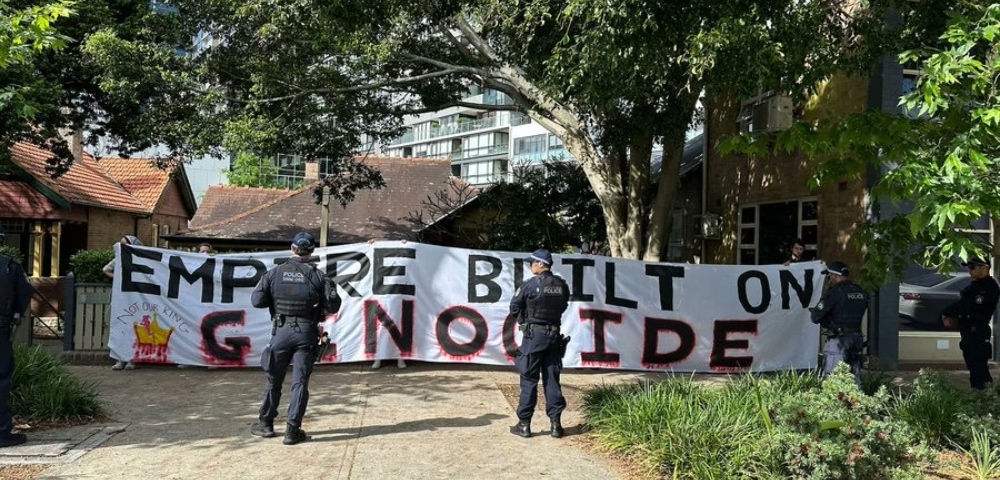 Pro-Palestine & Indigenous Rights Advocates Protest King Charles During Royal Visit