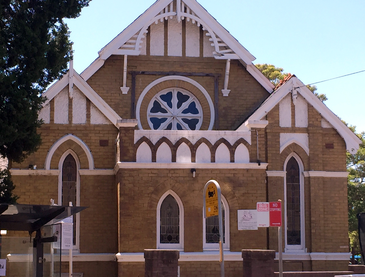 Rose Bay battles
