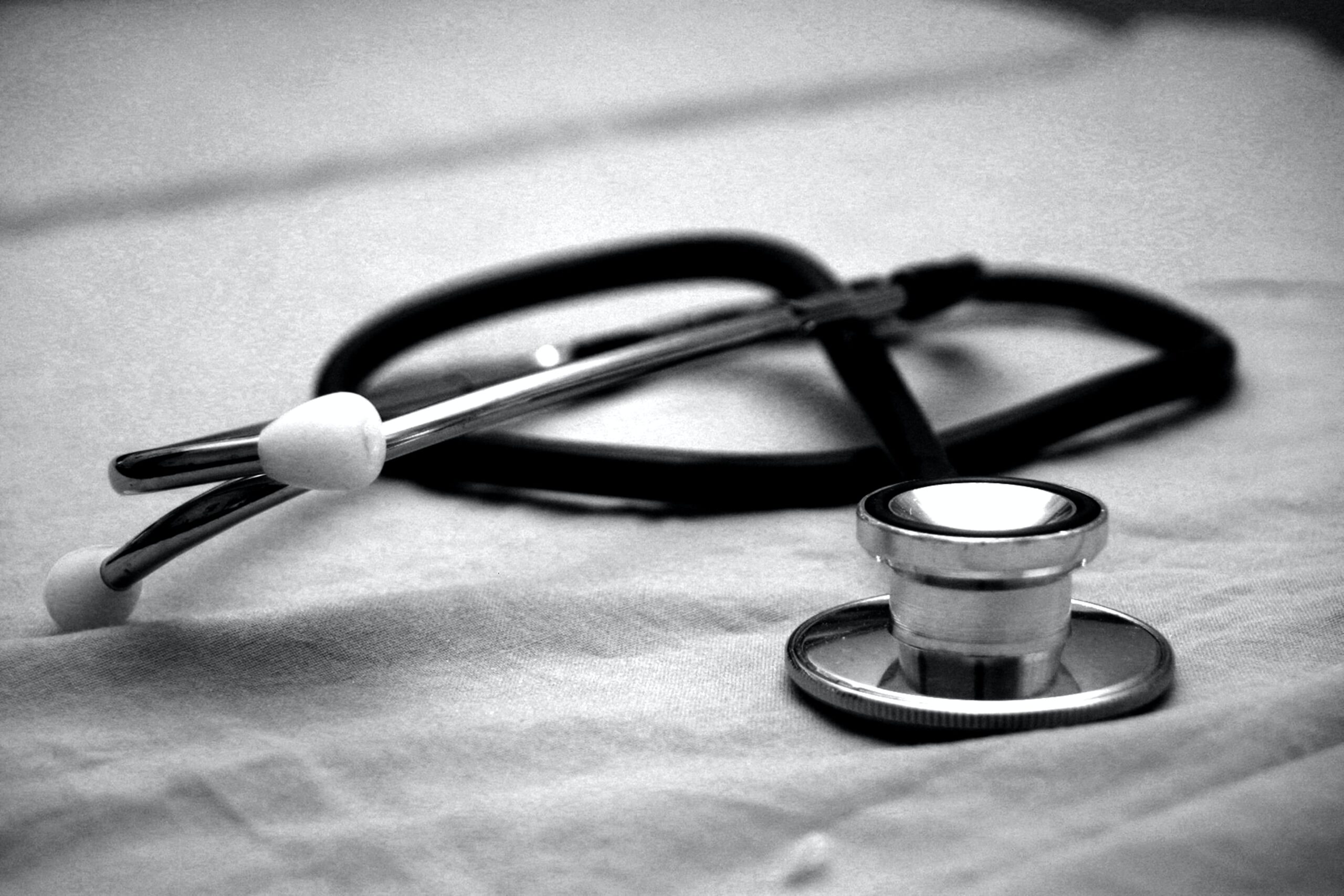 10-year wage cap leaves $120k of lost earnings for NSW nurses, report finds 