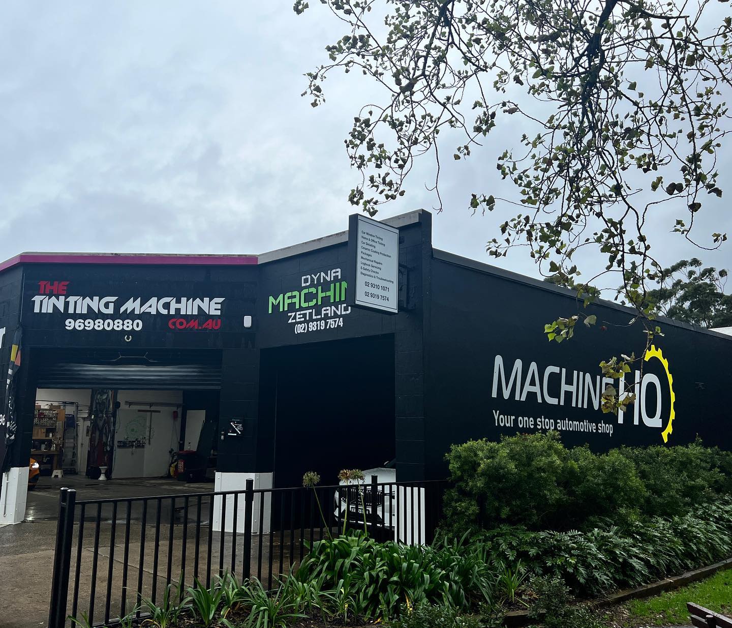 MACHINE HQ